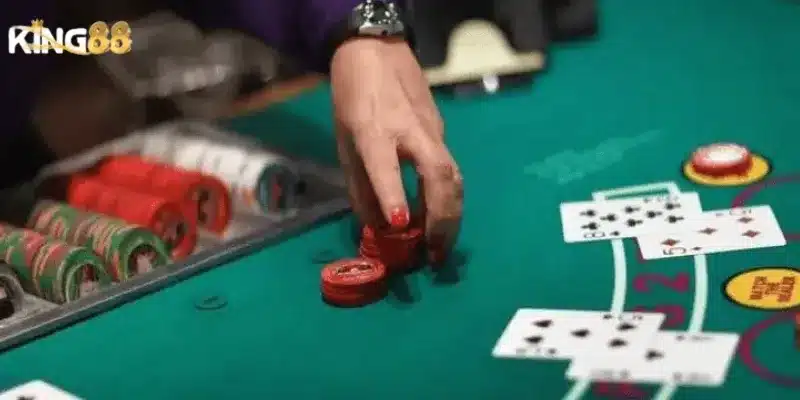 Các quân bài đặc biệt trong bửu và cách ứng phó